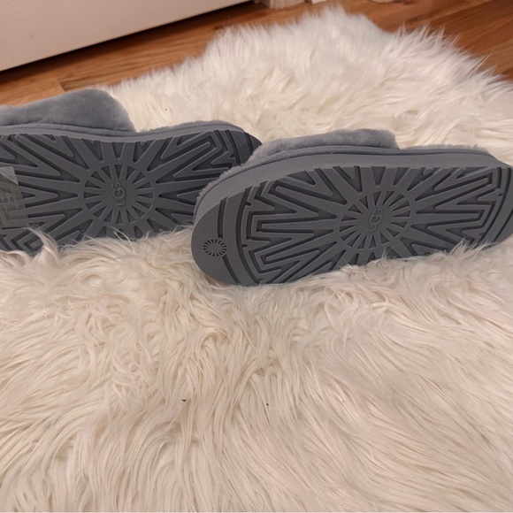 UGG Fluffy Gray Slide Slippers - Picture 2 of 3